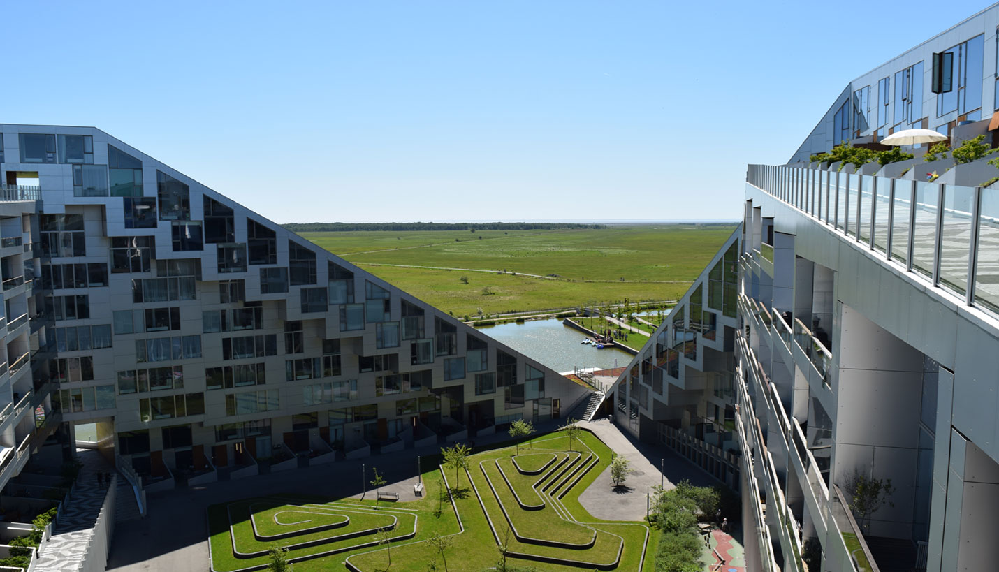 8 Tallet multifamily housing designed by BIG (Bjarke Ingels Group) , 2010