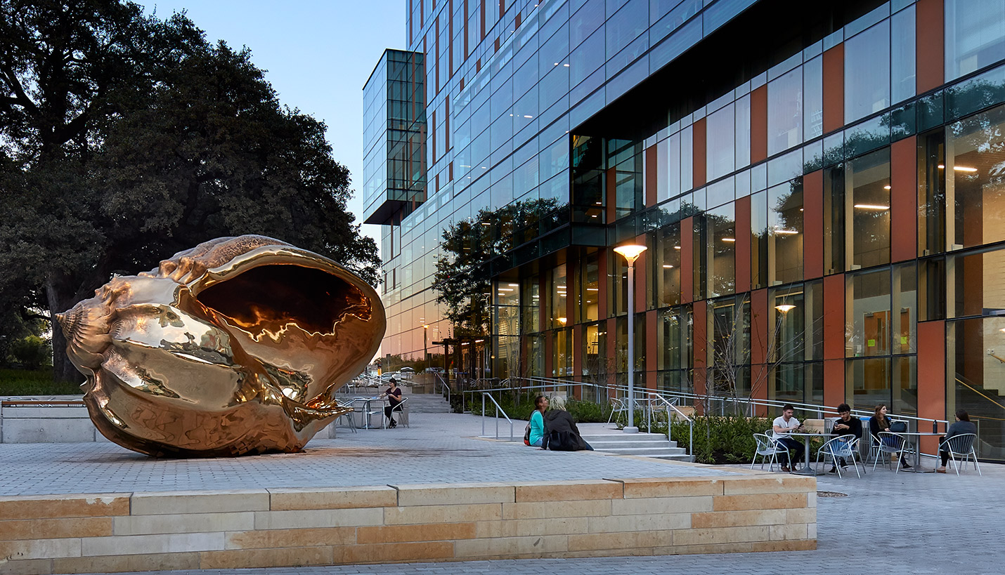 The Health Learning Building at The Dell Medical School at The University of Texas at Austin - © Dror Baldinger, AIA